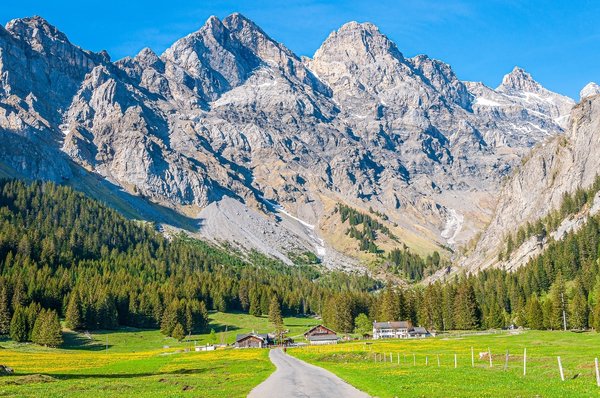 What's the best way to use mirrors to enhance the spaciousness of a UK small living room?