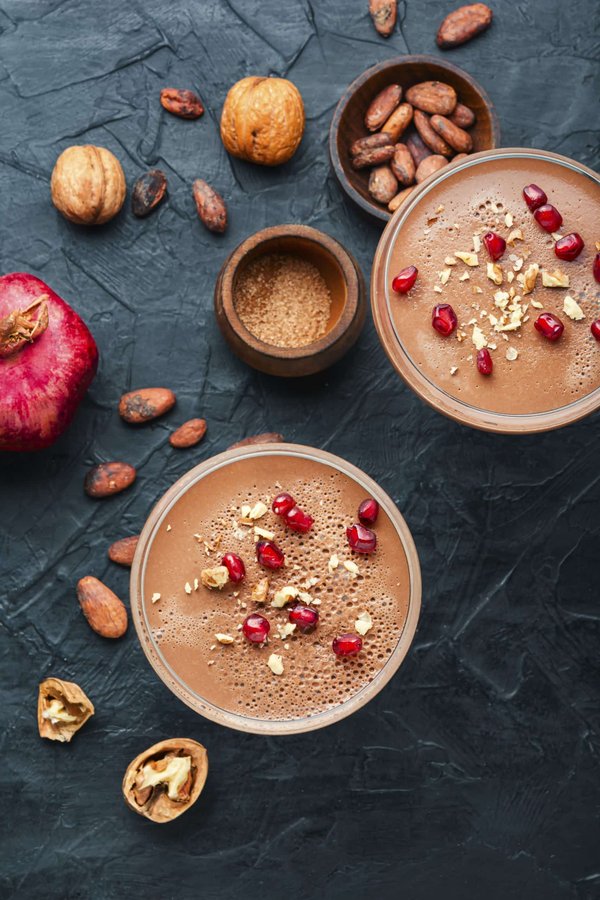 What's the Secret to a Refreshing Peach Melba with Raspberry Coulis?